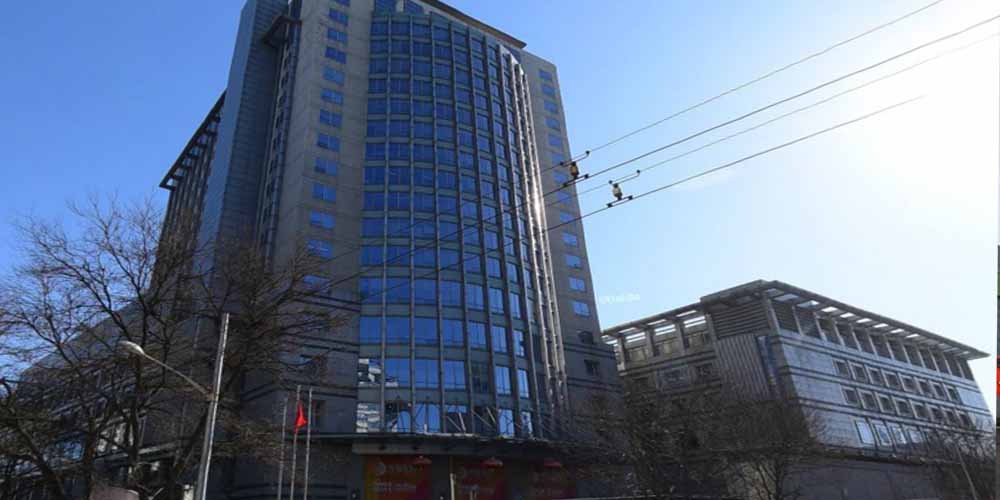 北矿磁材科技用大香蕉视频网气流筛解决磁性材料的精度、细度及环境污染问题